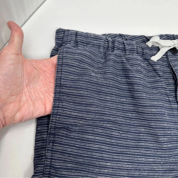 Outerknown Siesta Shorts in‎ Expanse Stripe Size XS Hemp Blend $125 Classic - Picture 8 of 11